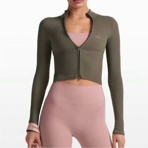 NWT Nike Skims Ribbed Seamless Cropped Full Zip Jacket Large Dusty Oakmoss